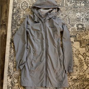 Columbia Women's Long Gray Lightweight Jacket